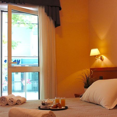 Hotel Jole Чезенатико Экстерьер фото